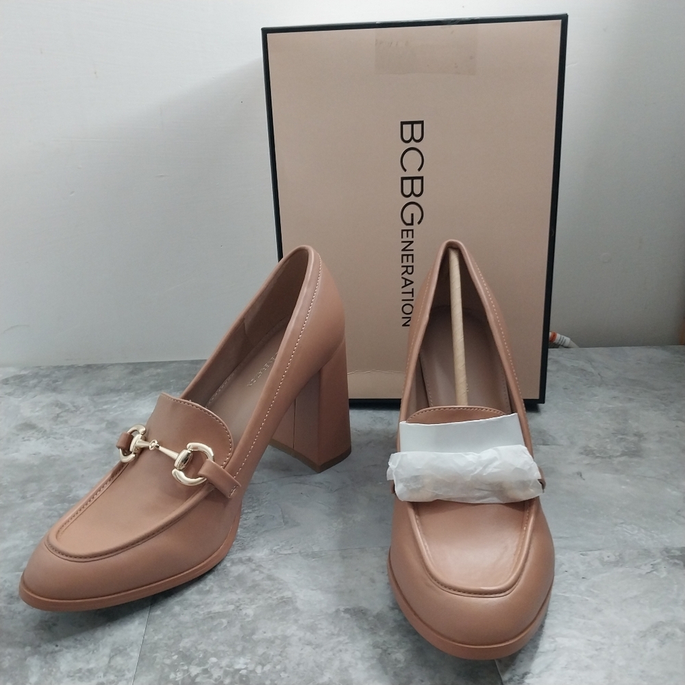 BCBGeneration Womens Size 11 Pumps Tan Heels Horsebite Career Work Shoes - Picture 16 of 17